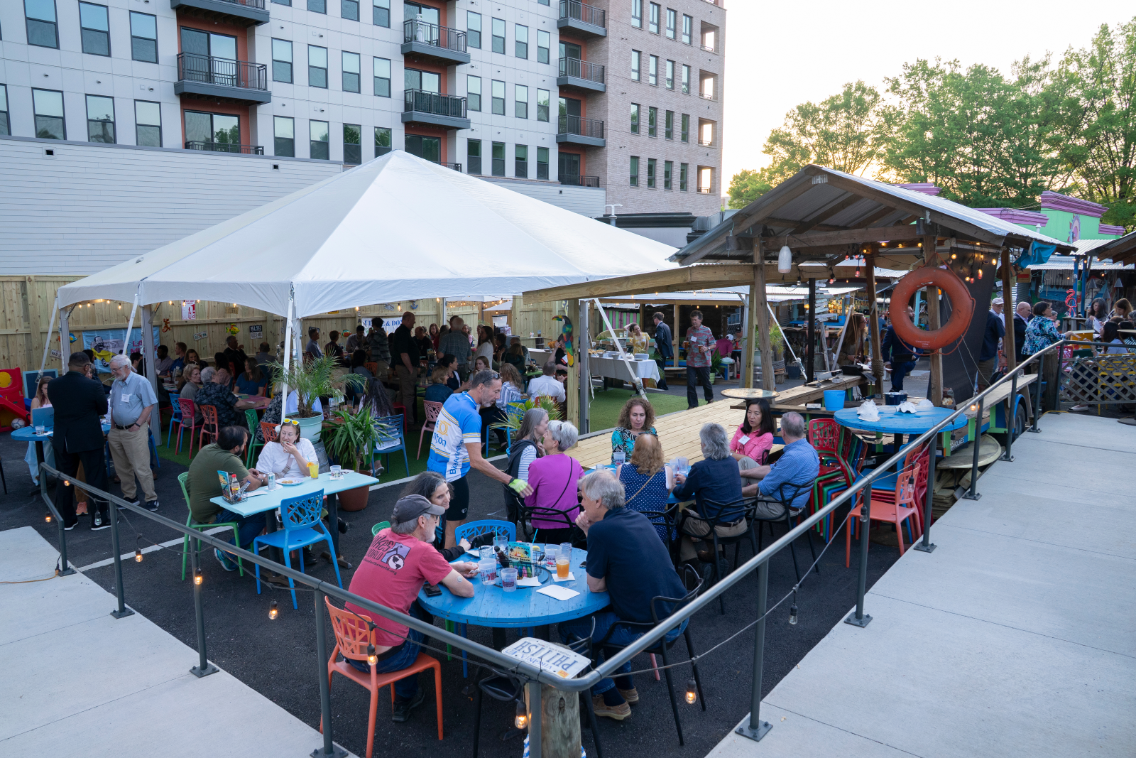 promo graphic with image of 2 ice cream cones and jeni's ice creams log in-between